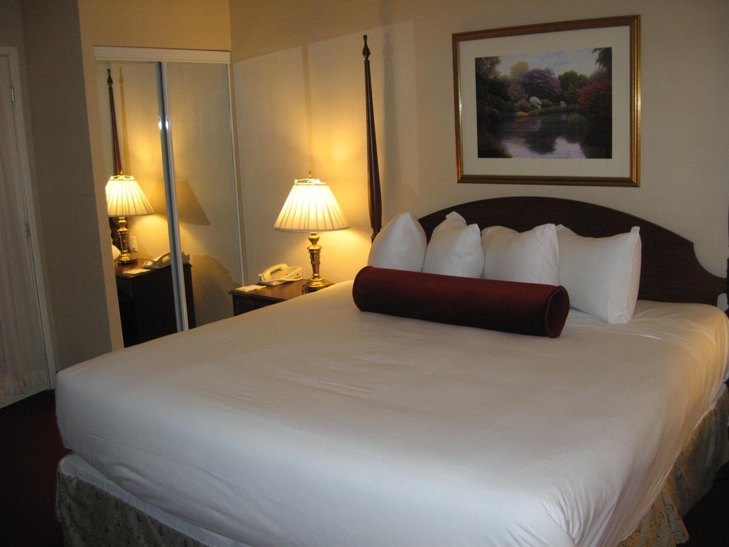 جناح تنفيذي بسرير كوين، Hotel Chrome Montreal Centre Ville 3/7