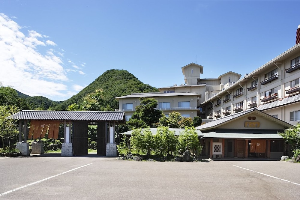 Iwamuro Onsen Ryokan Fujiya 3/30