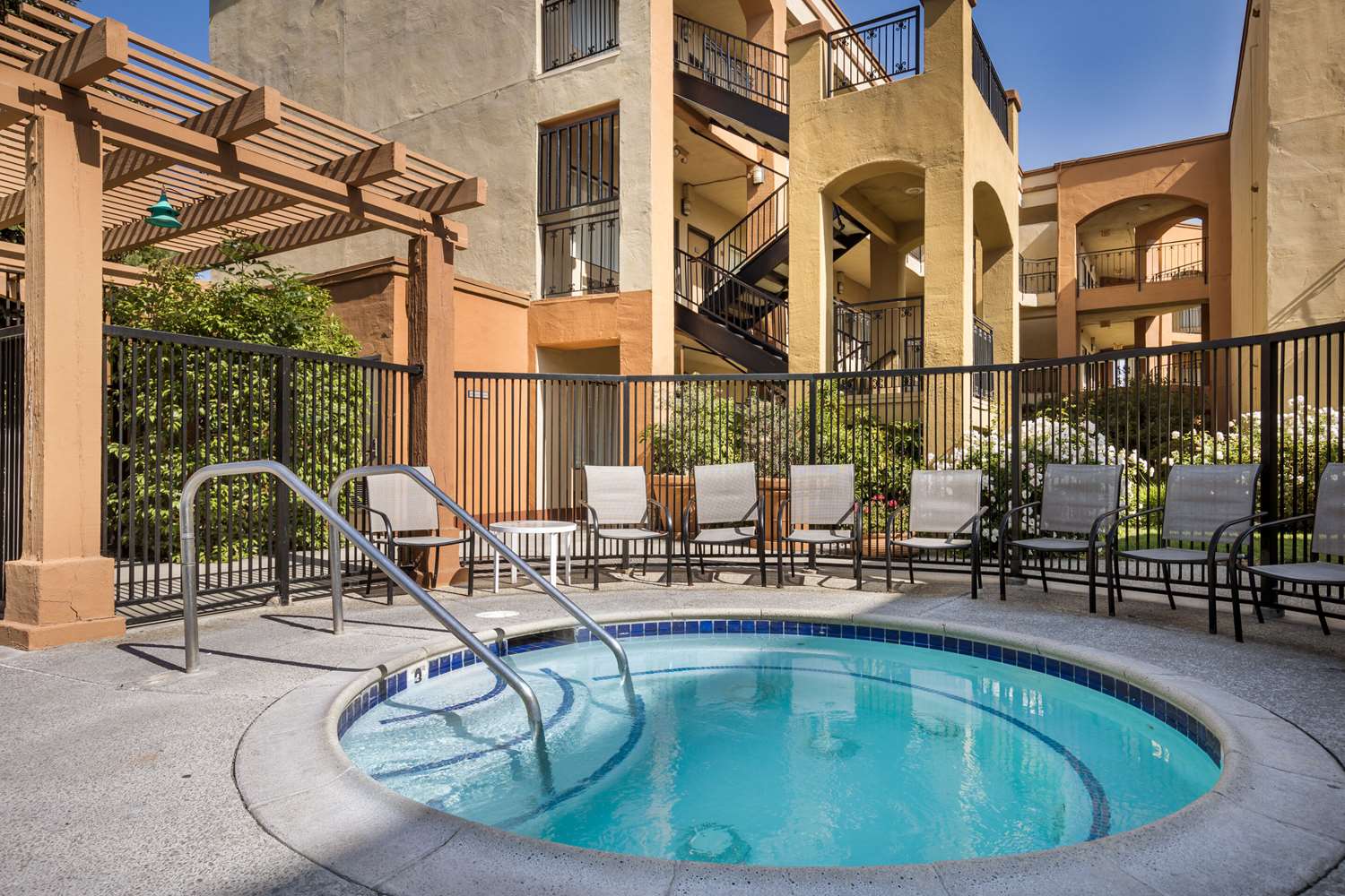MainStay Suites Orange County John Wayne Airport 25/57