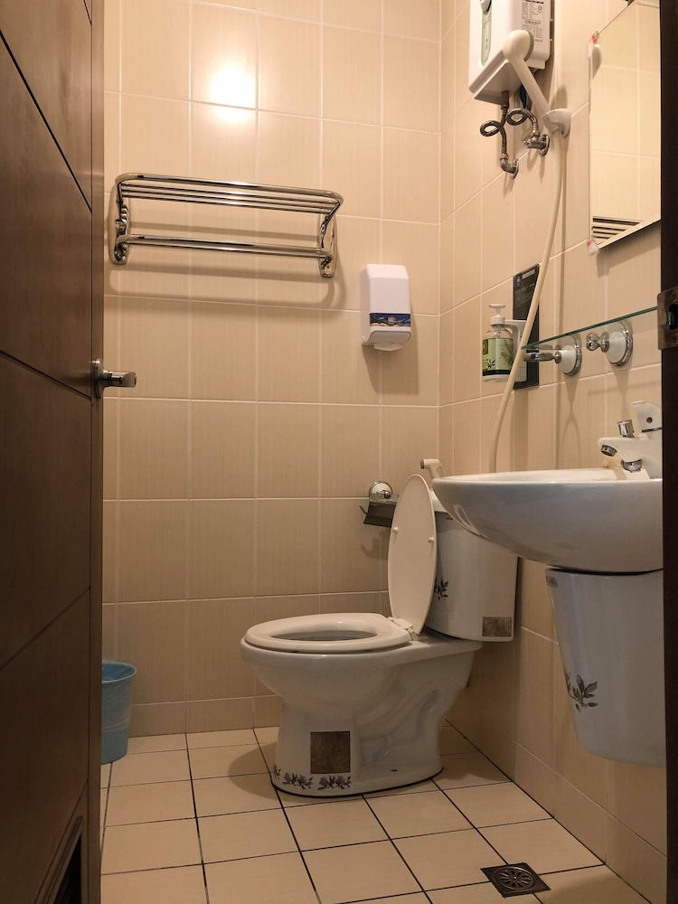 Sanyi Happiness B&B 67/70