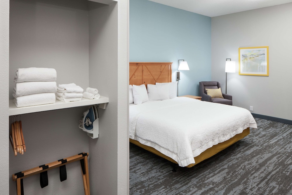 Hampton Inn Austin NW near The Domain (Ex Hampton Inn Austin Arboretum Northwest) 27/55
