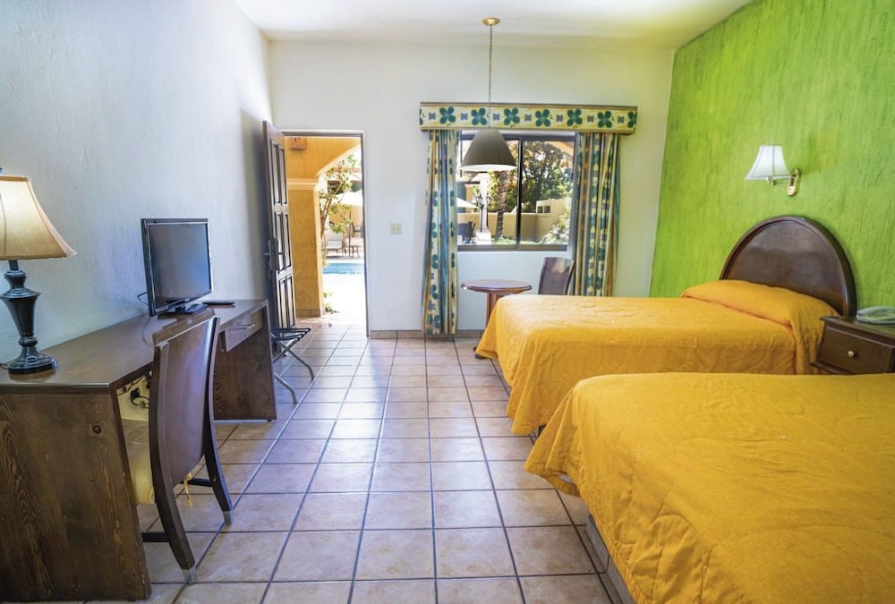Hacienda Suites Loreto 23/53