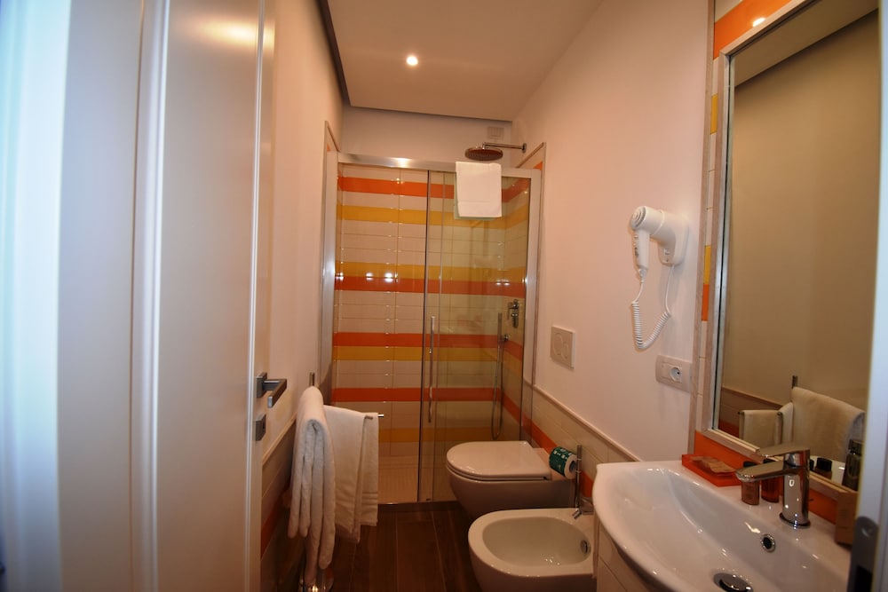 Melody Sorrento Suites 42/44