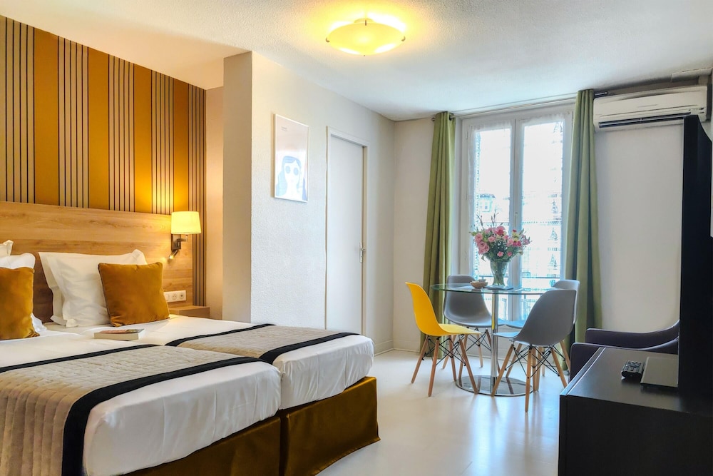 Aparthotel AMMI Nice Massena 33/80