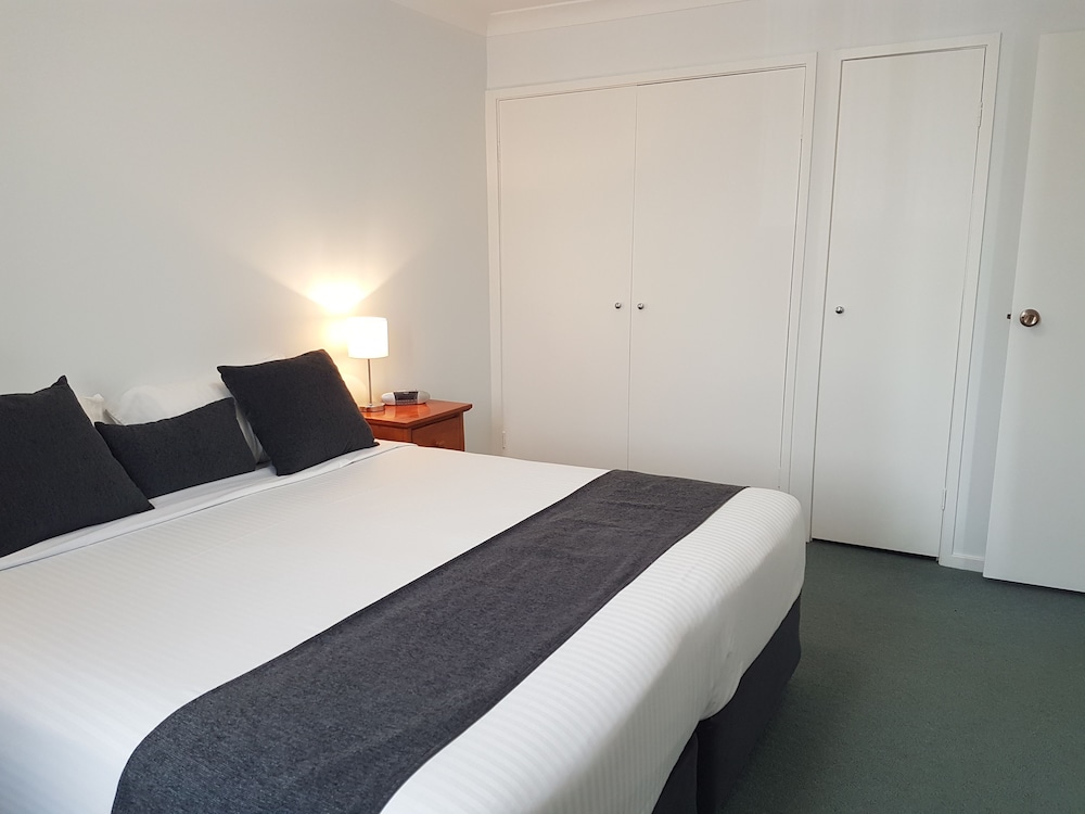 Mid City Motor Inn Singleton 4/47