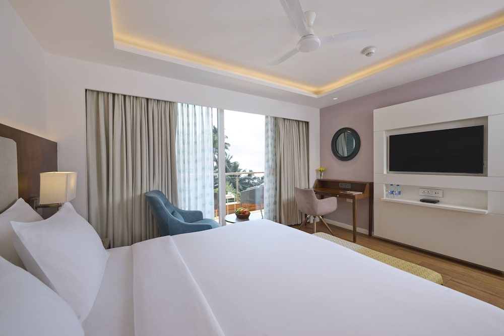 Golden Tulip Vagator Goa 14/31