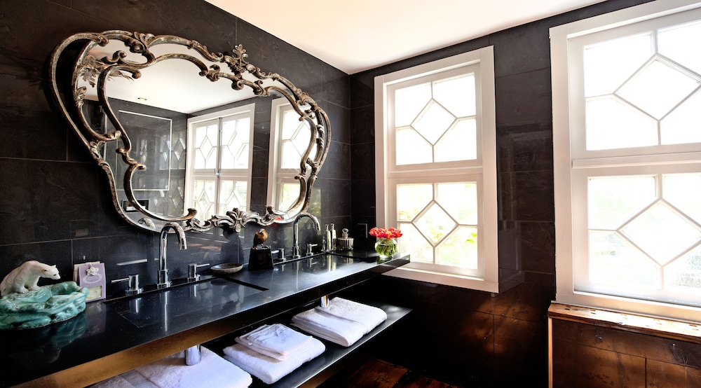Breitner House 12/37