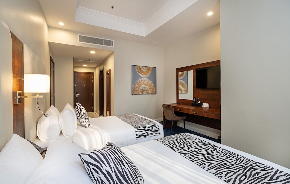 OYO 687 Sunday jeddah Hotel 23/60