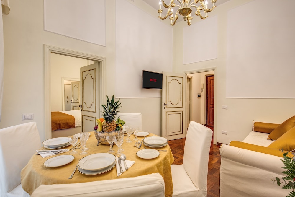 Pantheon View B&B 62/73