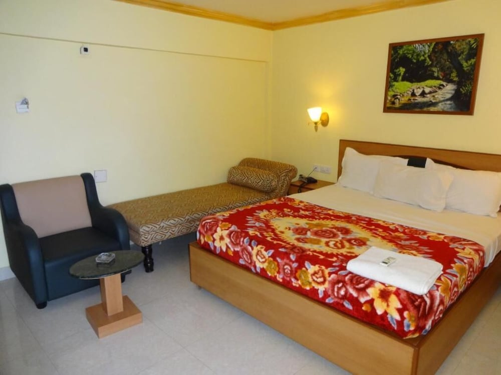 HOTEL NAHAR MANCHESTER INN 17/42