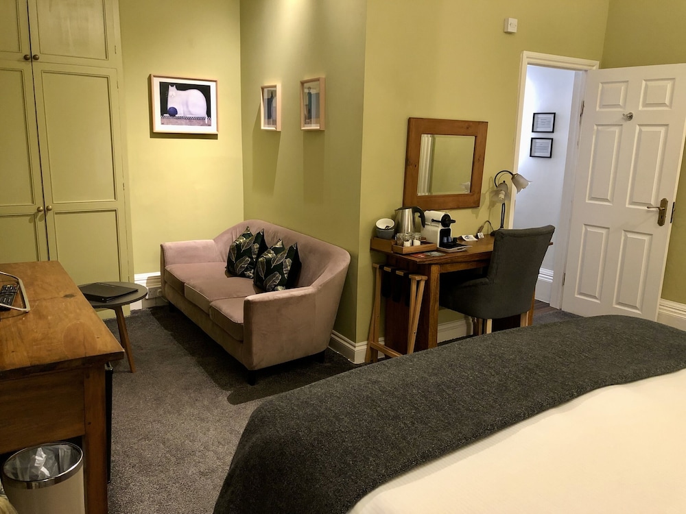 Westwood Guest House 43/50