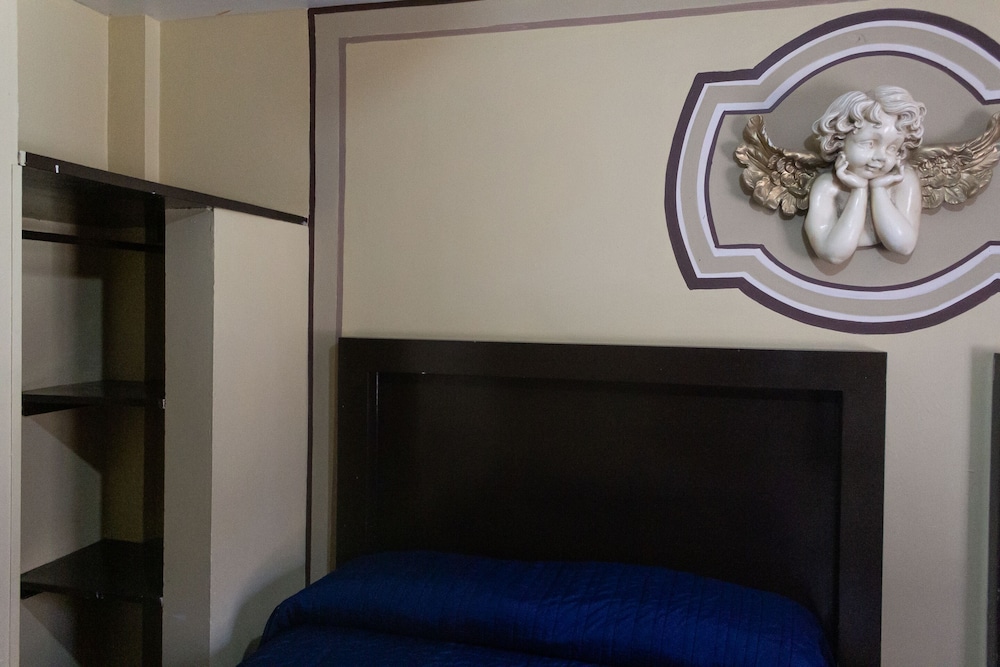 OYO Hotel Colon, Plaza Bicentenario, Zacatecas Centro 10/48