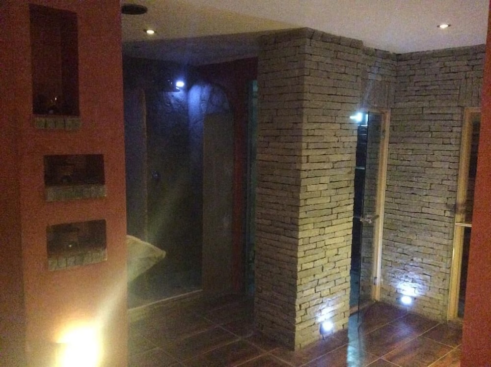 Hotel Sciatori 13/24