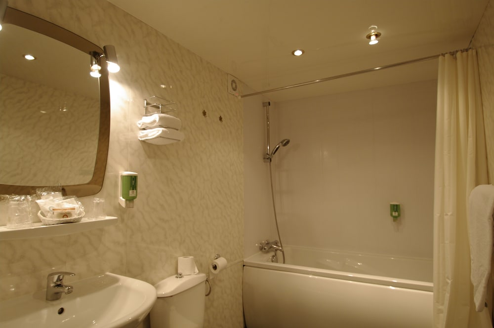 Best Western Grand Hotel de L Univers 9/59