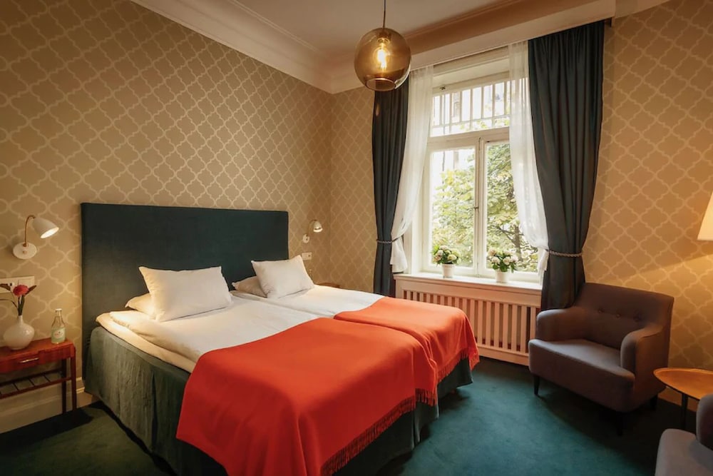 Compact, Double Bed, Annex