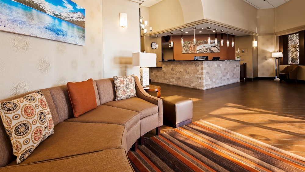 Best Western Escondido Hotel 9/35