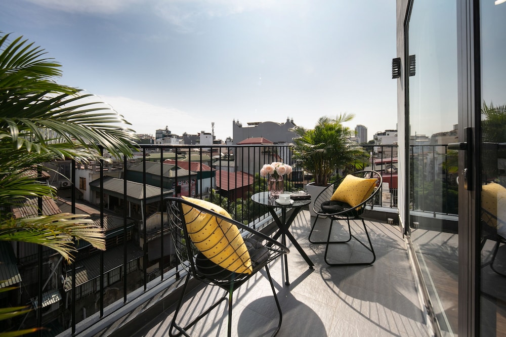 Hanoi Exclusive Hotel 31/33