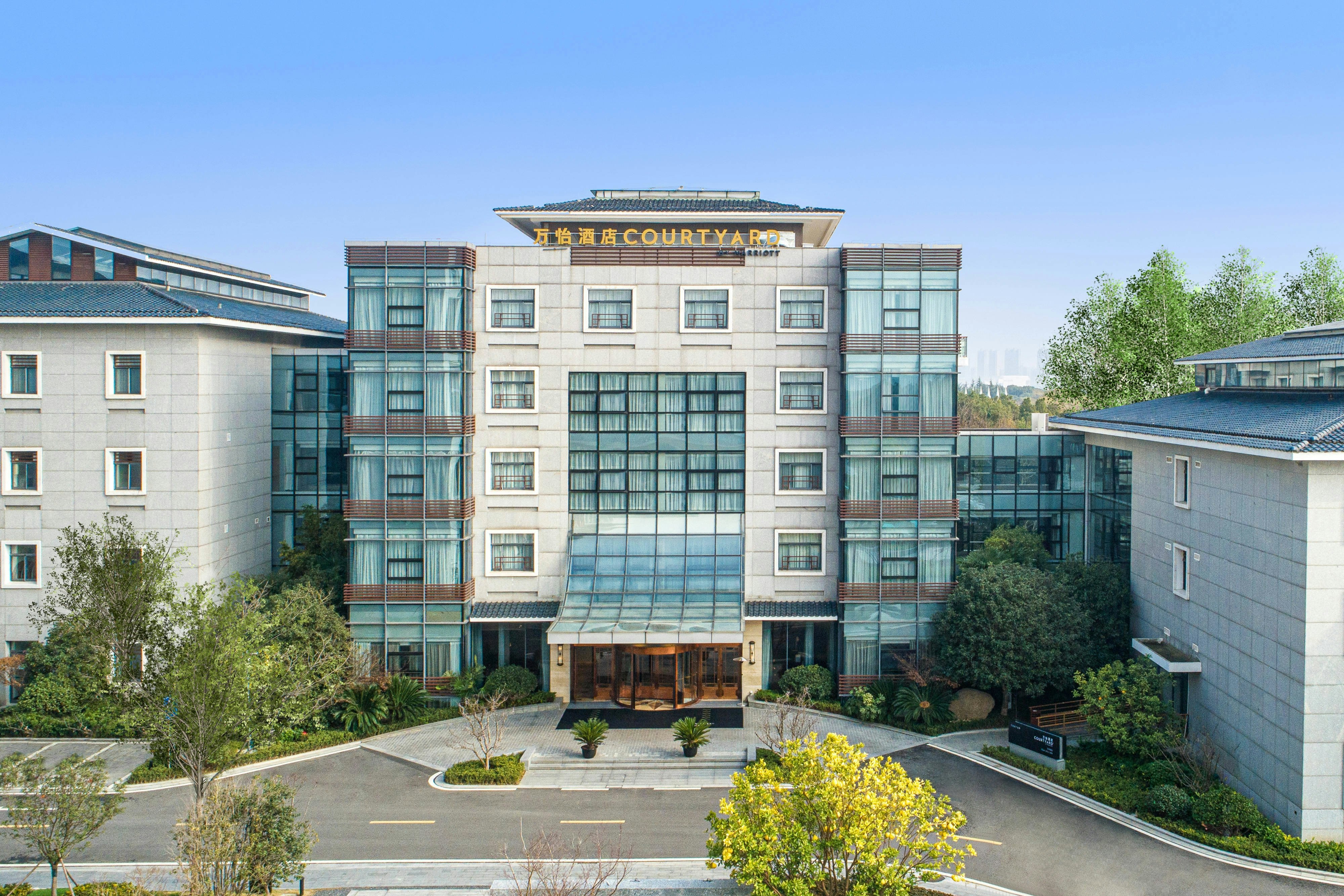 Courtyard by Marriott Wuxi Lihu Lake 1/17