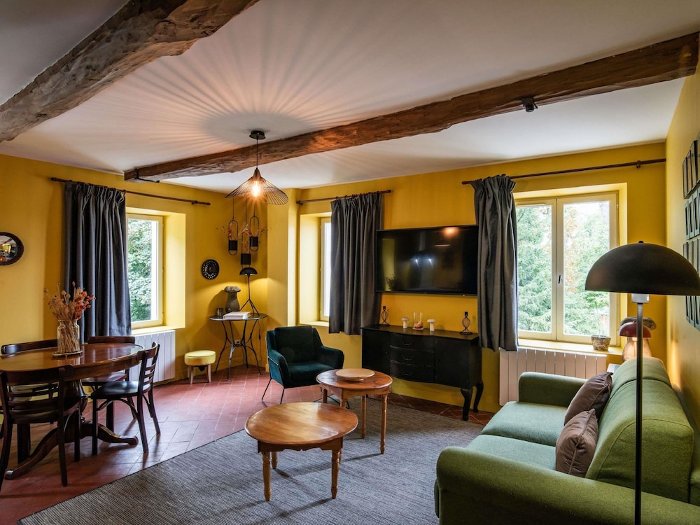 NOVOTEL CHATEAU DE MAFFLIERS 55/79