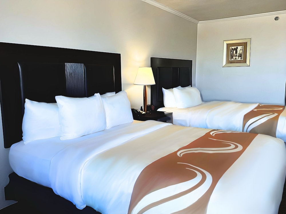 ROOM, 2 QUEEN BEDS, ACCESSIBLE