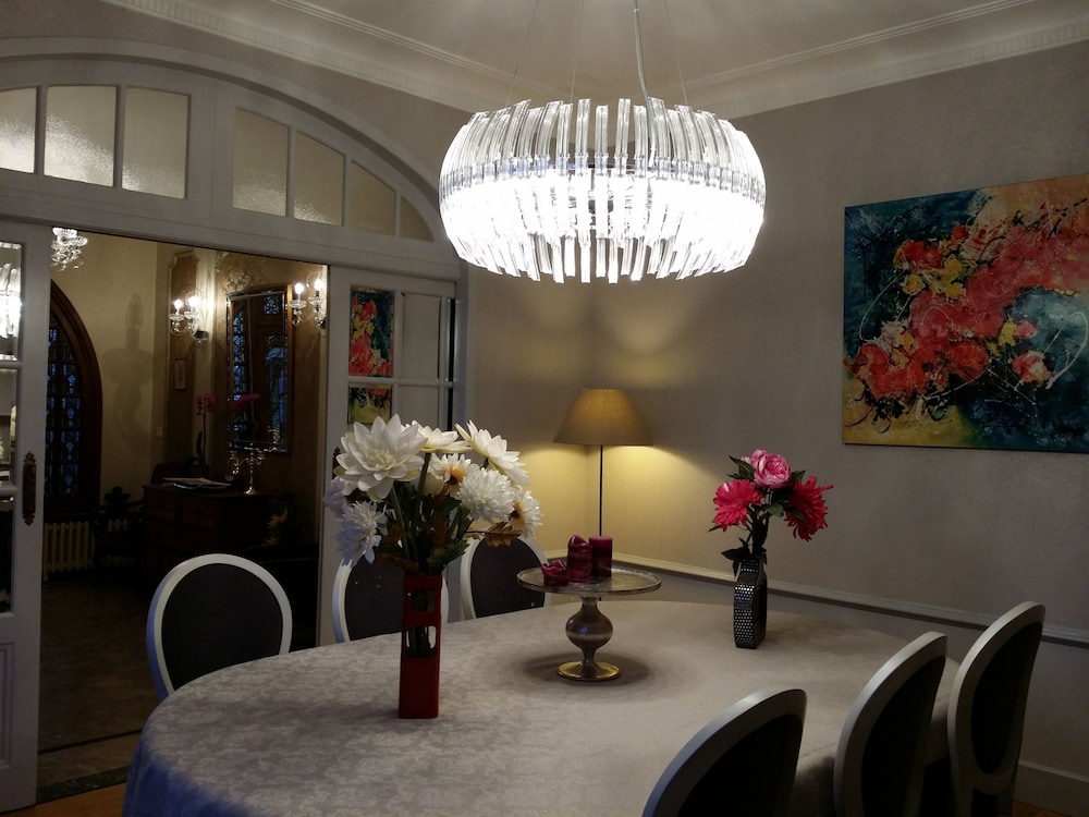 Castel Bayeux Guesthouse 33/50