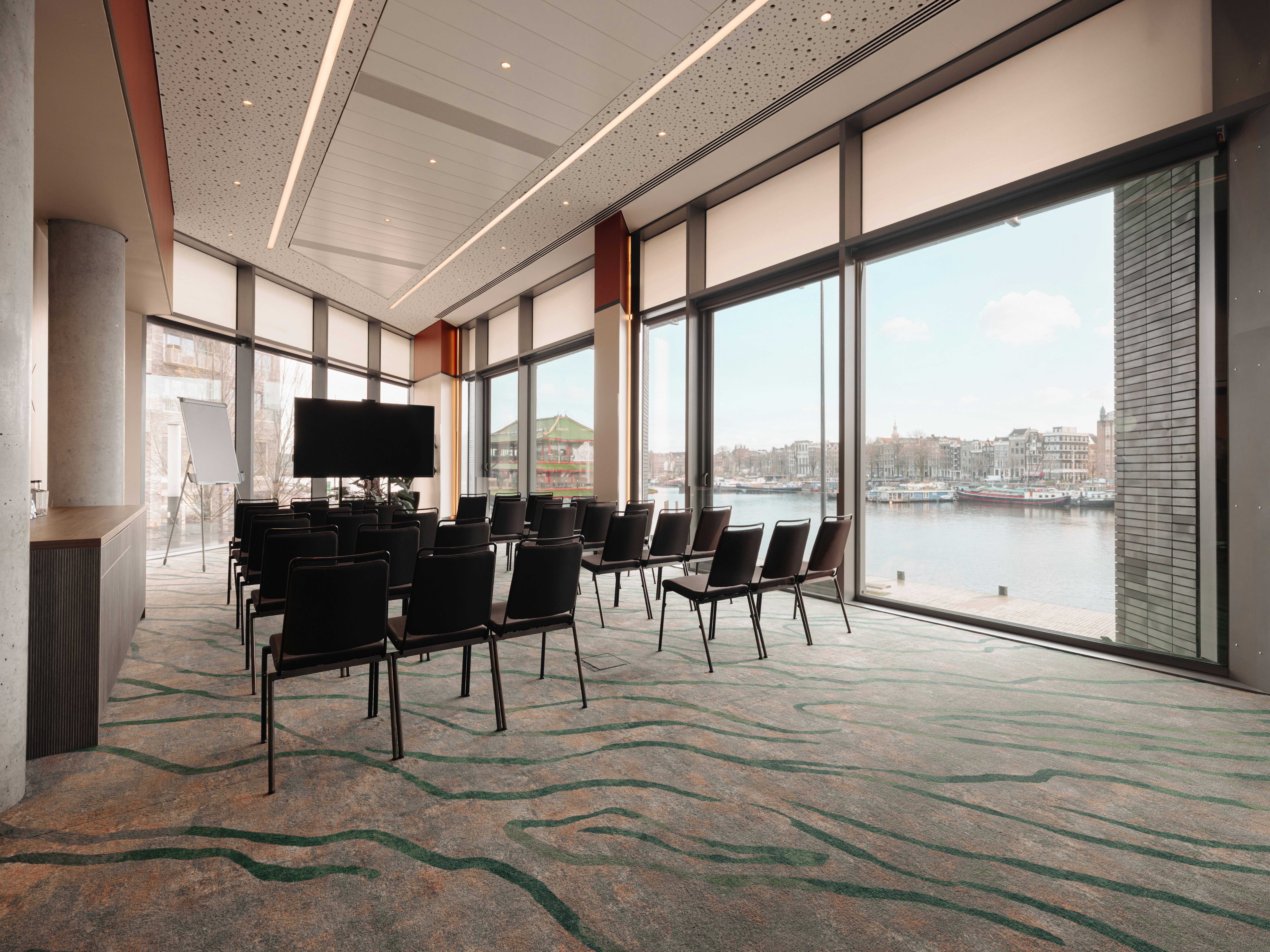 Doubletree By Hilton Amsterdam Centraal Station 79/88