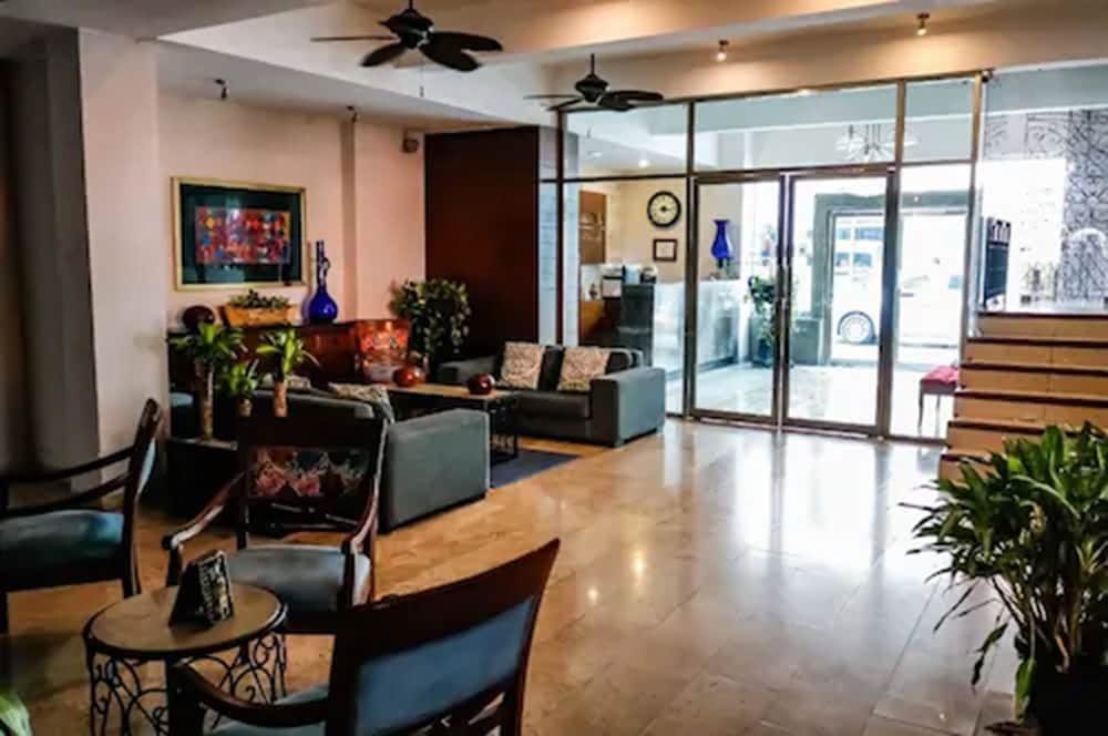 Nacional Hotel Merida 25/50