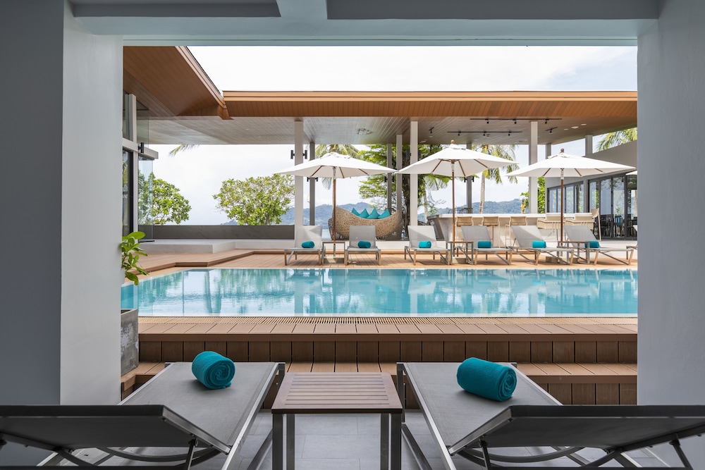 Liv Hotel Phuket Patong Beachfront 56/69