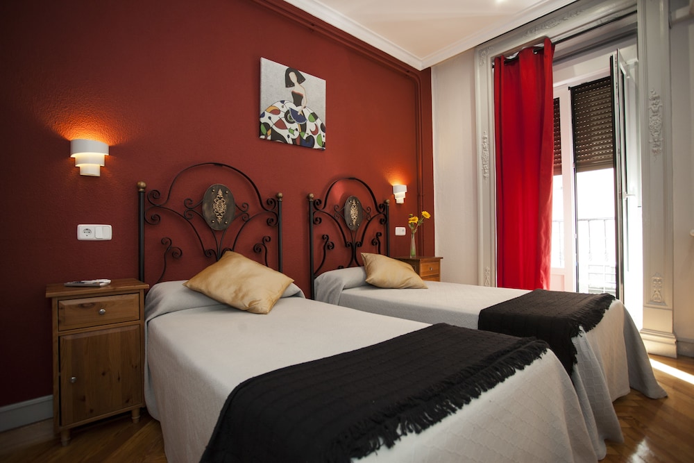 Hostal Aresol 14/33