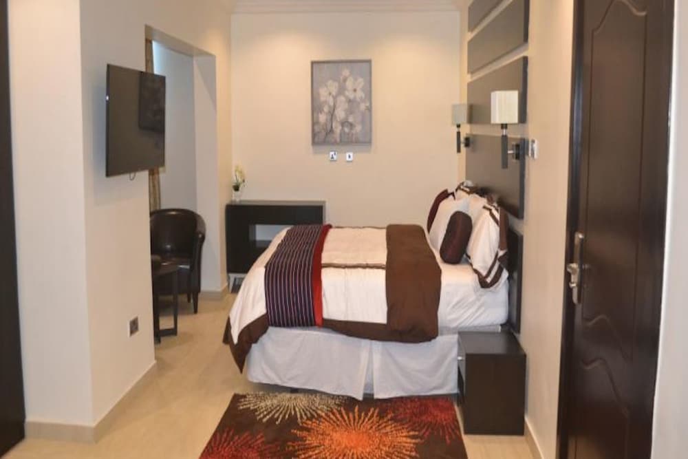 The Montrose Hotel Lekki 9/23