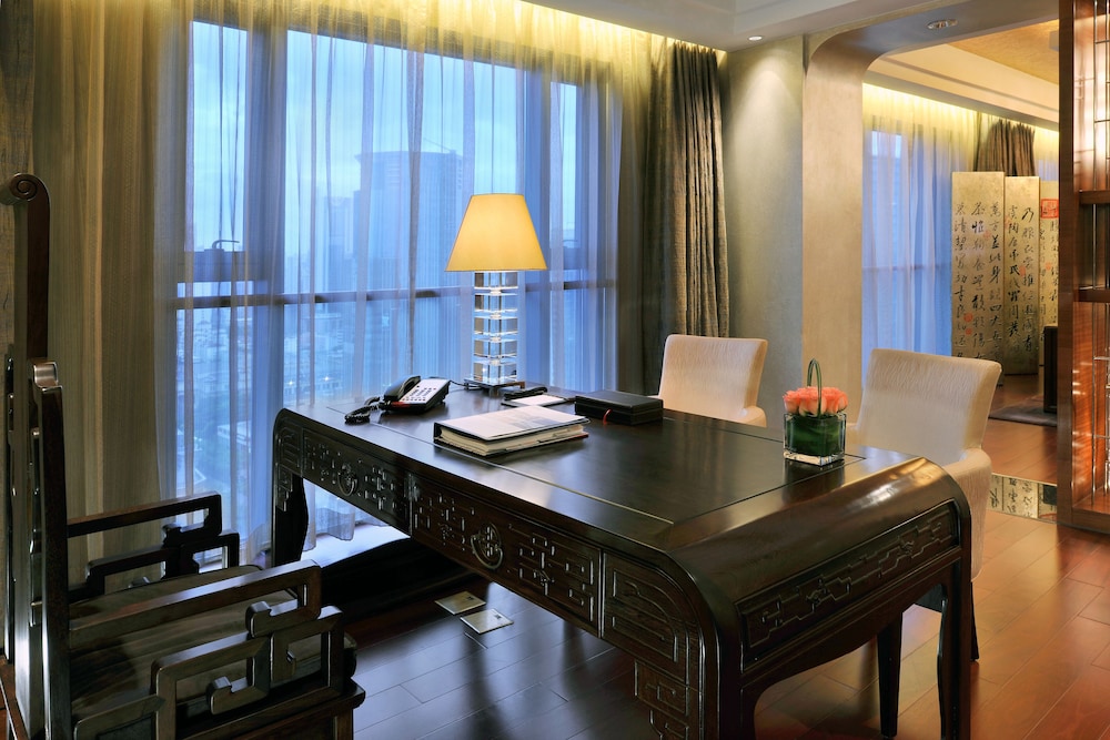 Swissotel Grand Shanghai 8/47