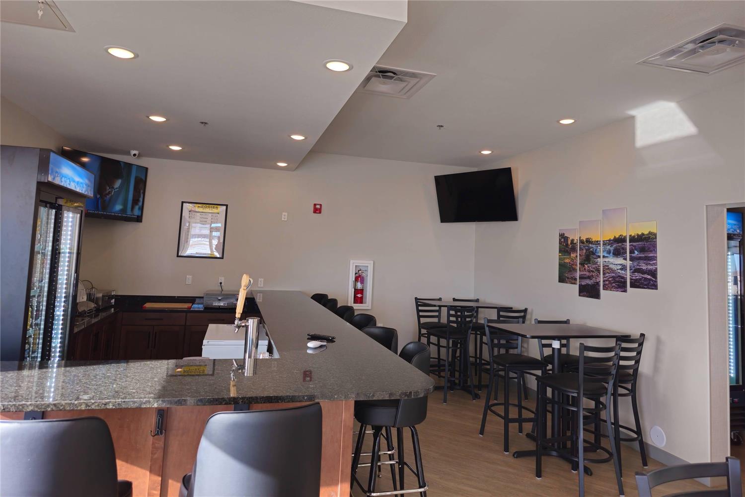 Comfort Inn & Suites at Sanford Sports Complex 14/21