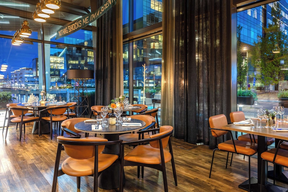 Radisson Blu Riverside Hotel 58/80