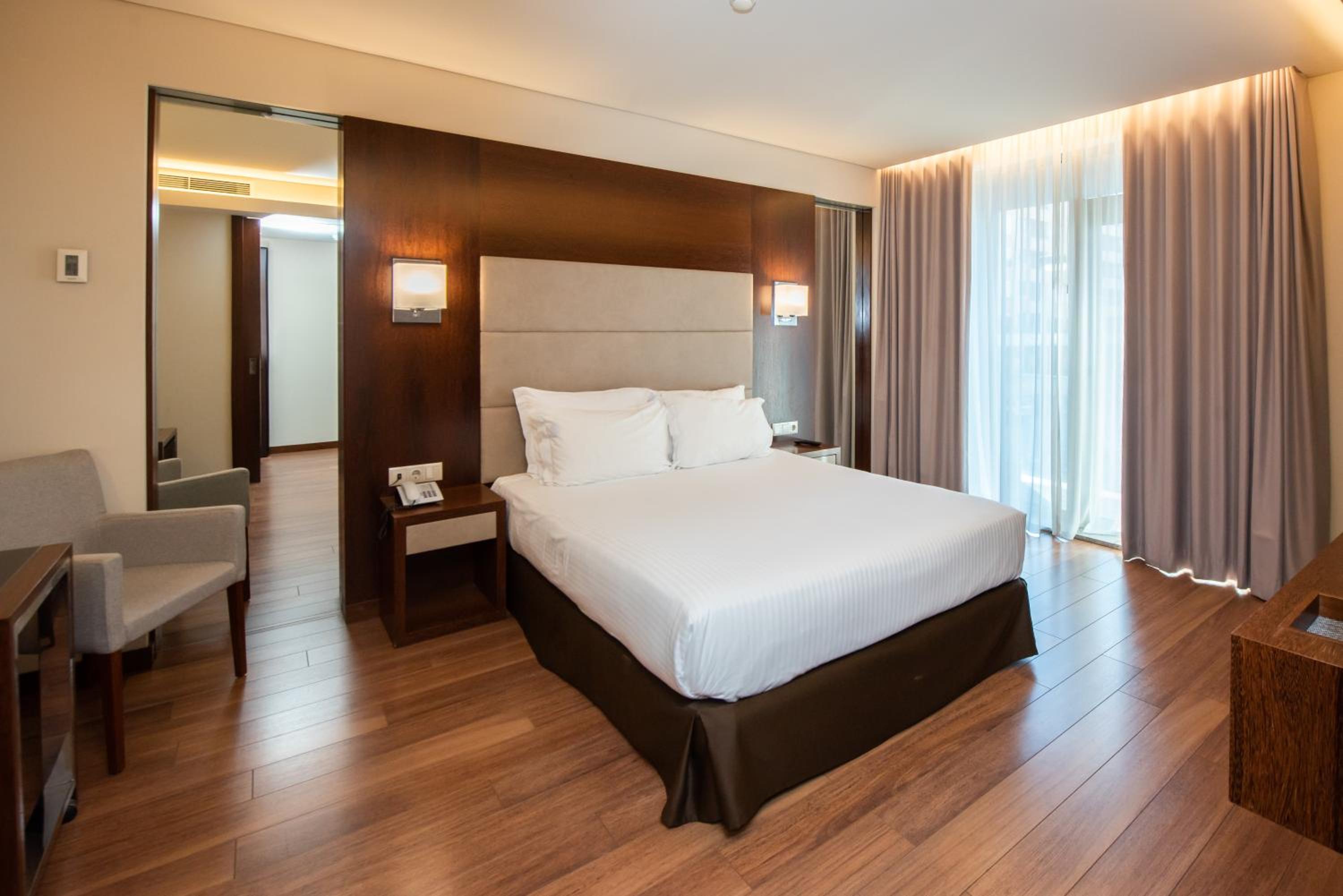شقة بشرفة، Eurostars Oporto 2/7