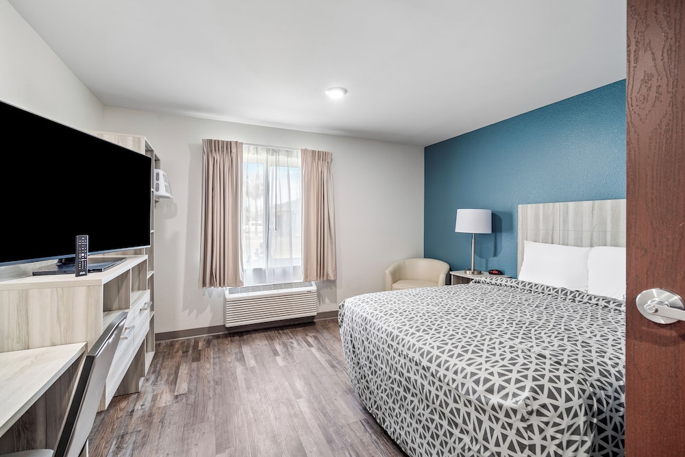 WoodSpring Suites Winston-Salem near Hanes Mall 21/61