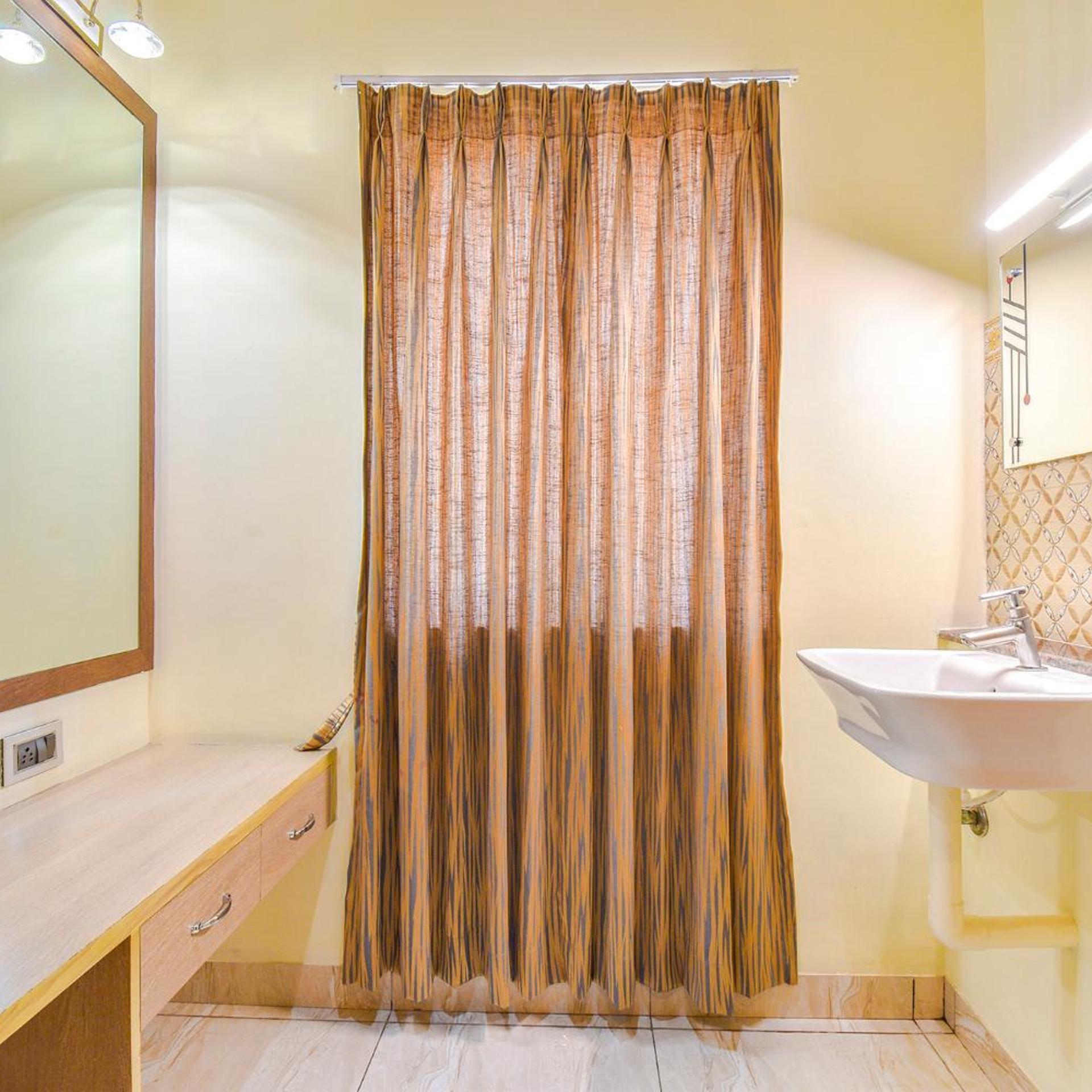 Fabhotel Thaneegai Residency 46/50