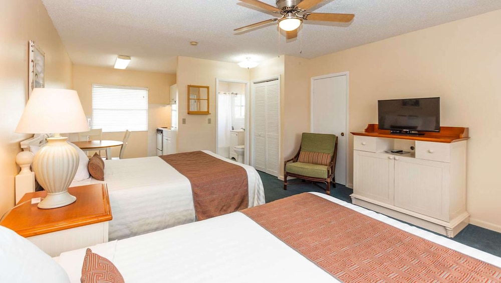 Belleair Beach Resort Motel 9/45