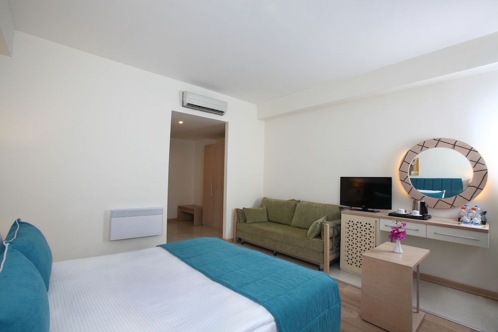Mandarin Resort Hotel 23/66