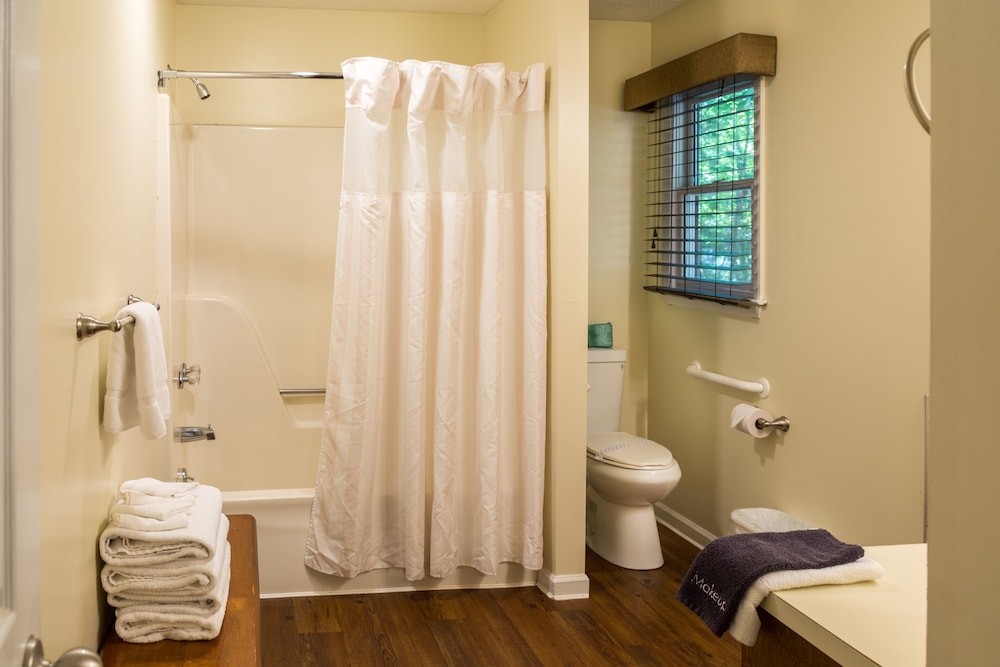 Deluxe, Cabin, 2 King Beds, 2 Trundle Beds, Valley View, Hot Tub
