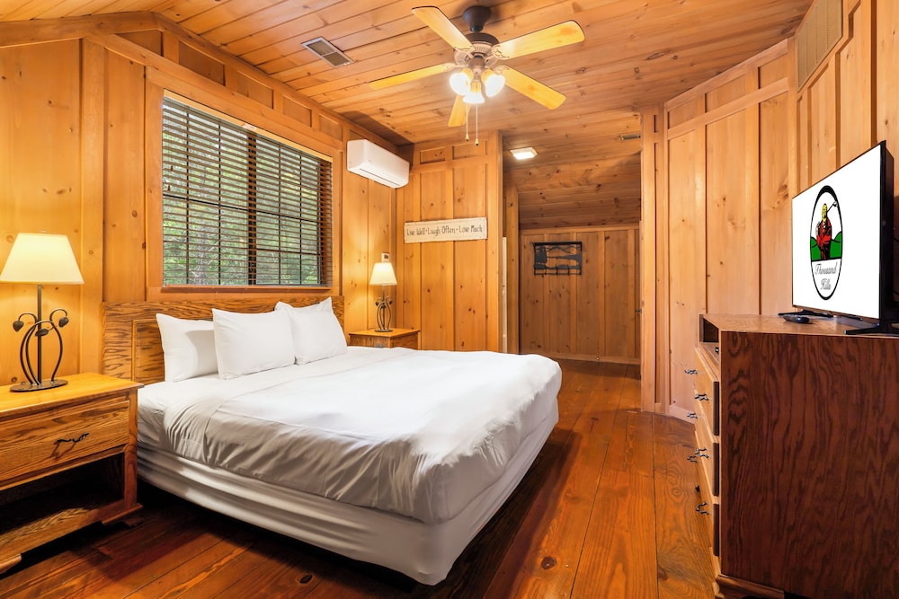 The Cabins At Green Mountain 18/68