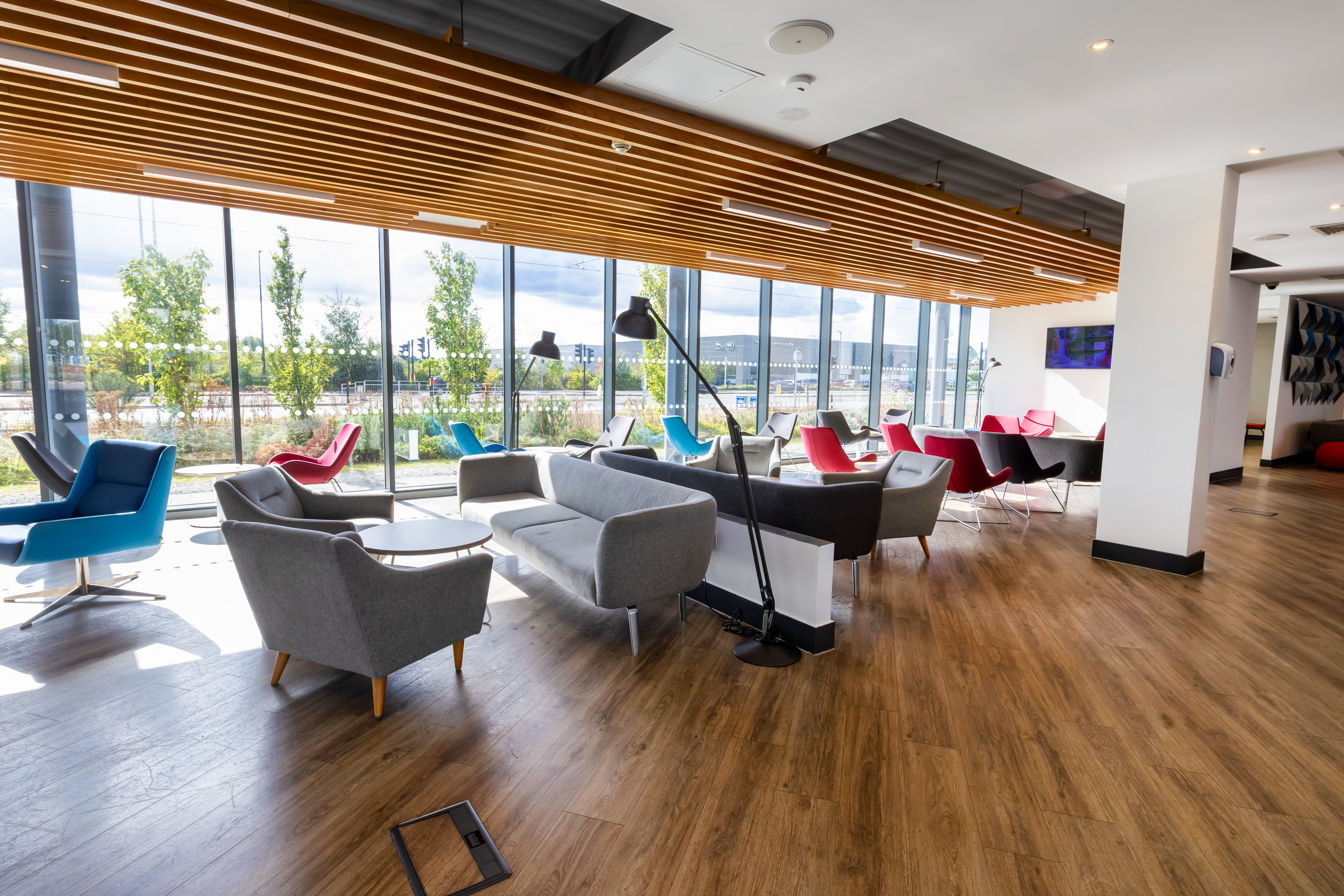 Holiday Inn Express Manchester Traffordcity 44/78