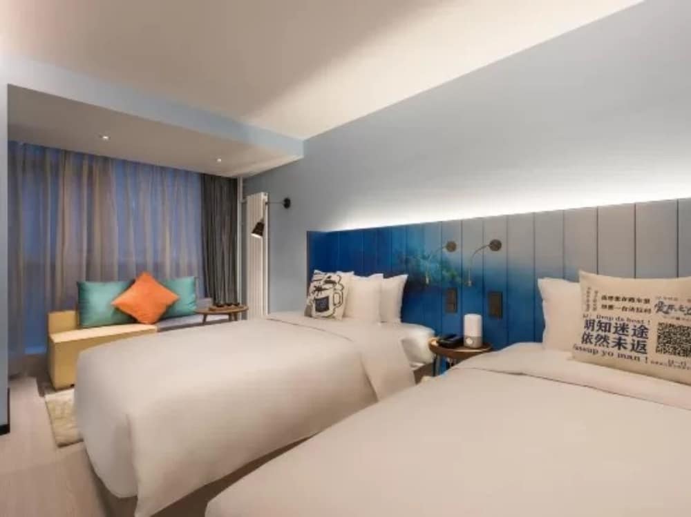 STANDARD, TWIN BEDS