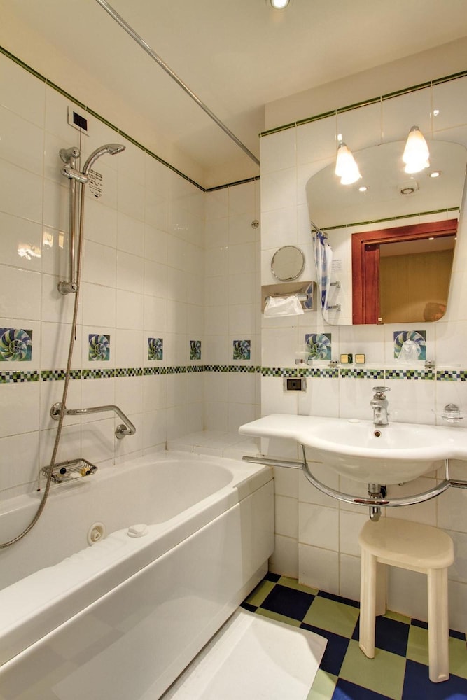 Hotel Corot 30/33