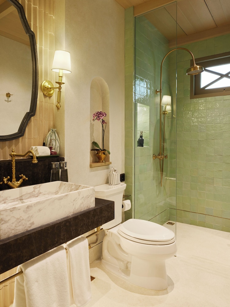 CHARRAS Bhawan Hotel and Residences 49/50