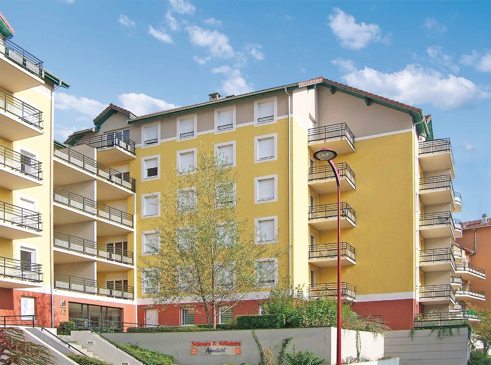 Sejours Et Affaires Saint Genis 3/23
