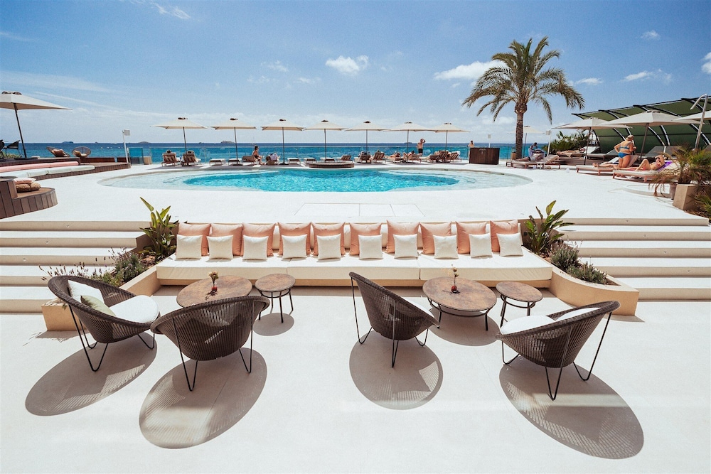 AMA Ibiza Beachfront Suites - Adults Only 58/64