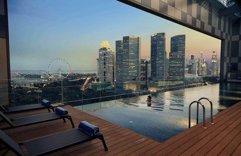 Pan Pacific Serviced Suites Beach Road 25/50