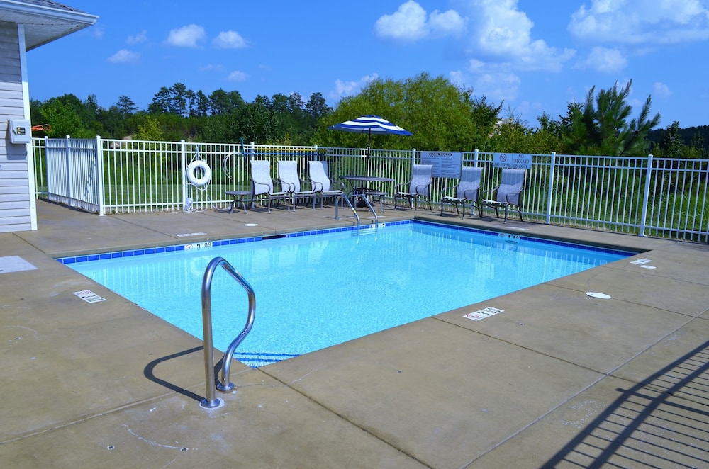 Home Town Inn Ringgold 34/55