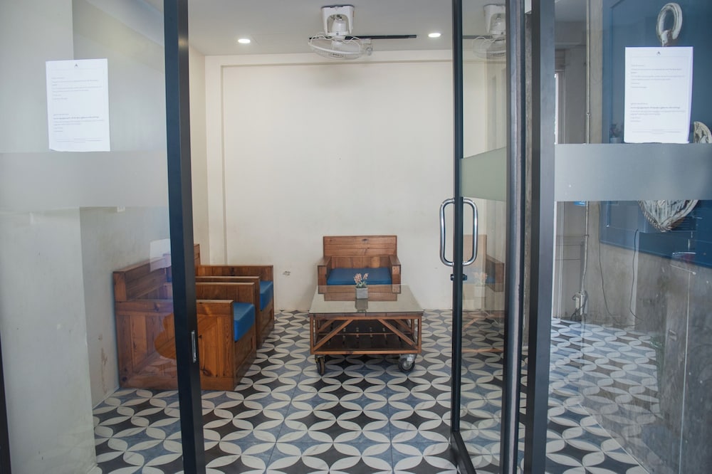 The Blue Pearl Kata Hotel 59/66