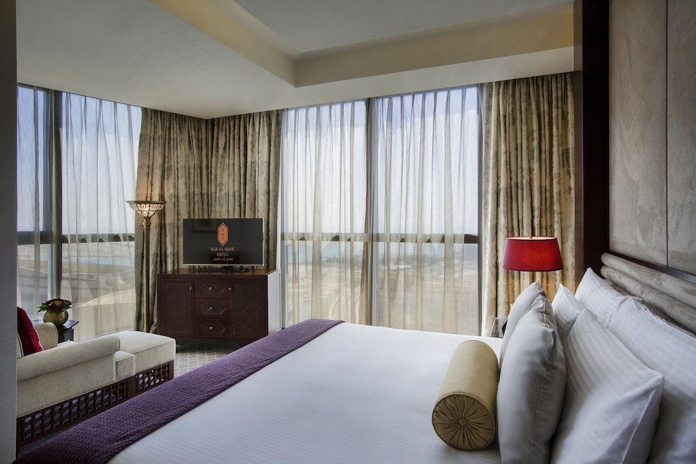 Bab Al Qasr Residence 26/74